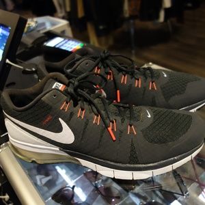 nike sportswear modern